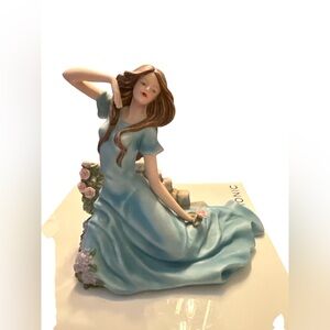 Home Interiors” Lisa's Garden “Figurine